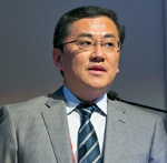 岡田至崇氏