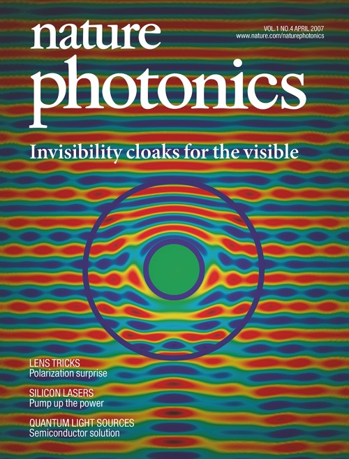 Nature Photonics目次の表紙