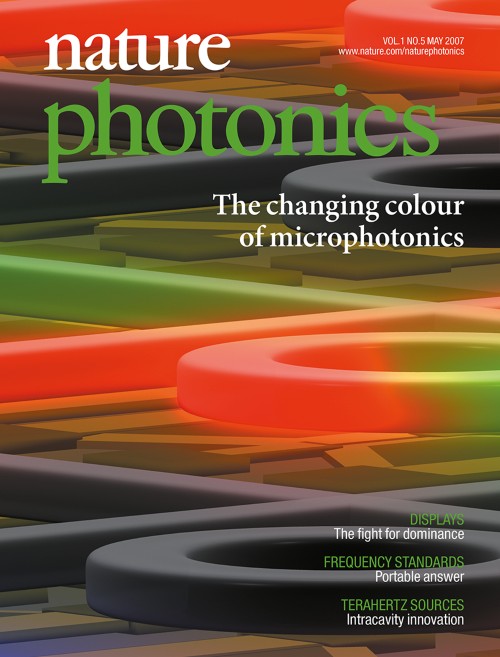 Nature Photonics目次の表紙