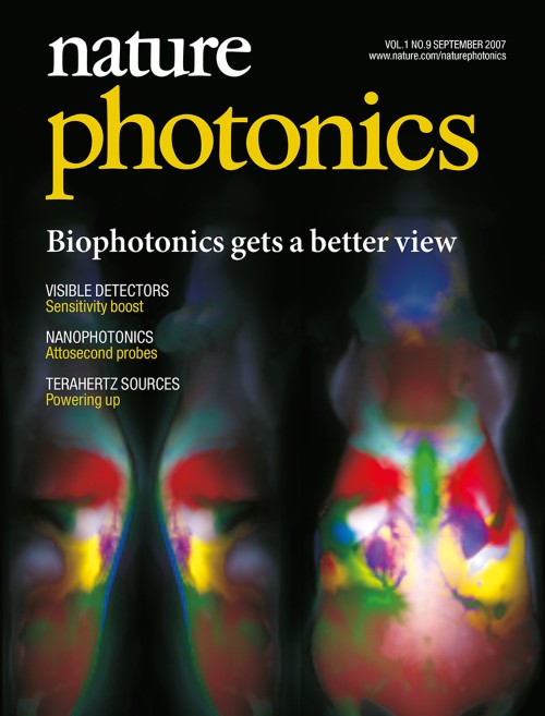 Nature Photonics目次の表紙