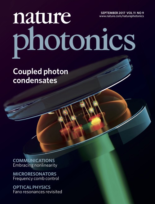 Nature Photonics目次の表紙