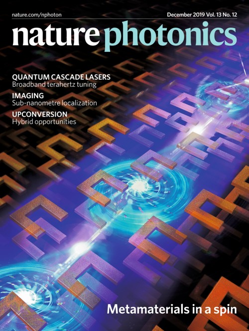 Nature Photonics目次の表紙