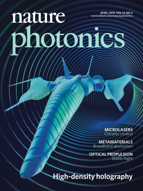 Nature Photonics目次の表紙