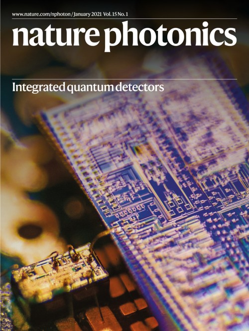 Nature Photonics目次の表紙