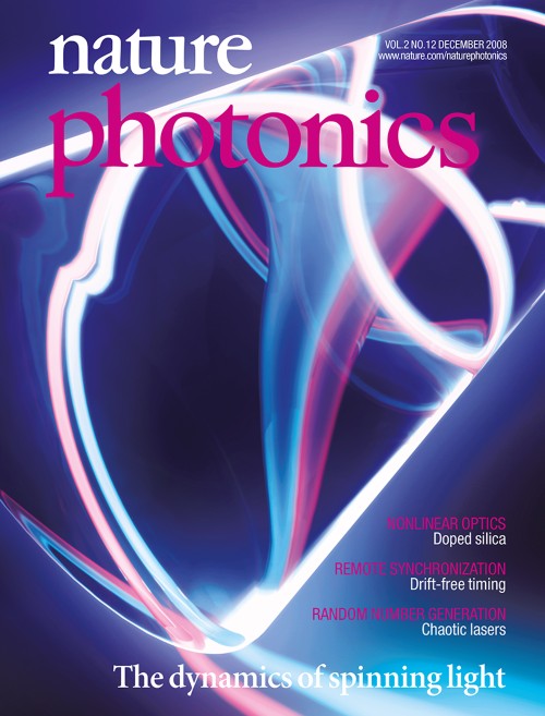 Nature Photonics目次の表紙