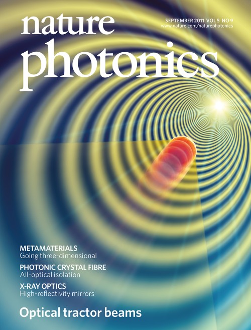 Nature Photonics目次の表紙