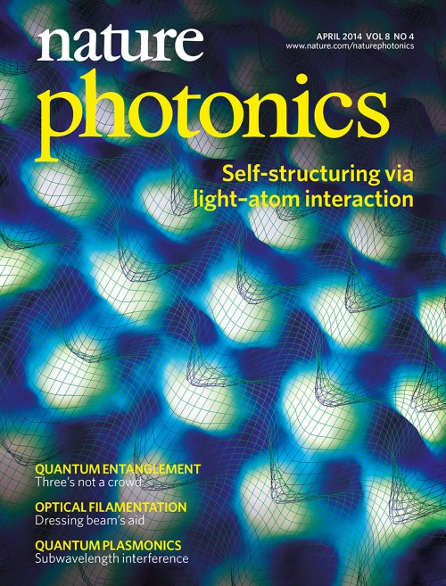 Nature Photonics目次の表紙