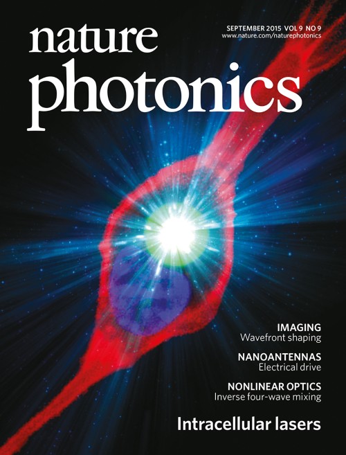 Nature Photonics目次の表紙