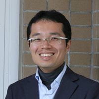 東樹 宏和氏